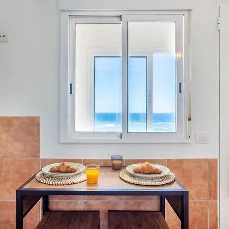 Alisios De Jover * Σαν Κριστόμπαλ ντε Λα Λαγούνα